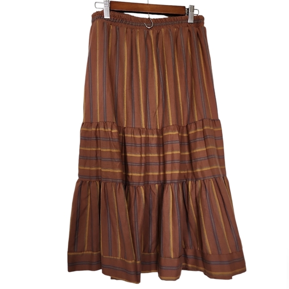 Tiered striped Brown midi skirt - Picture 2 of 3